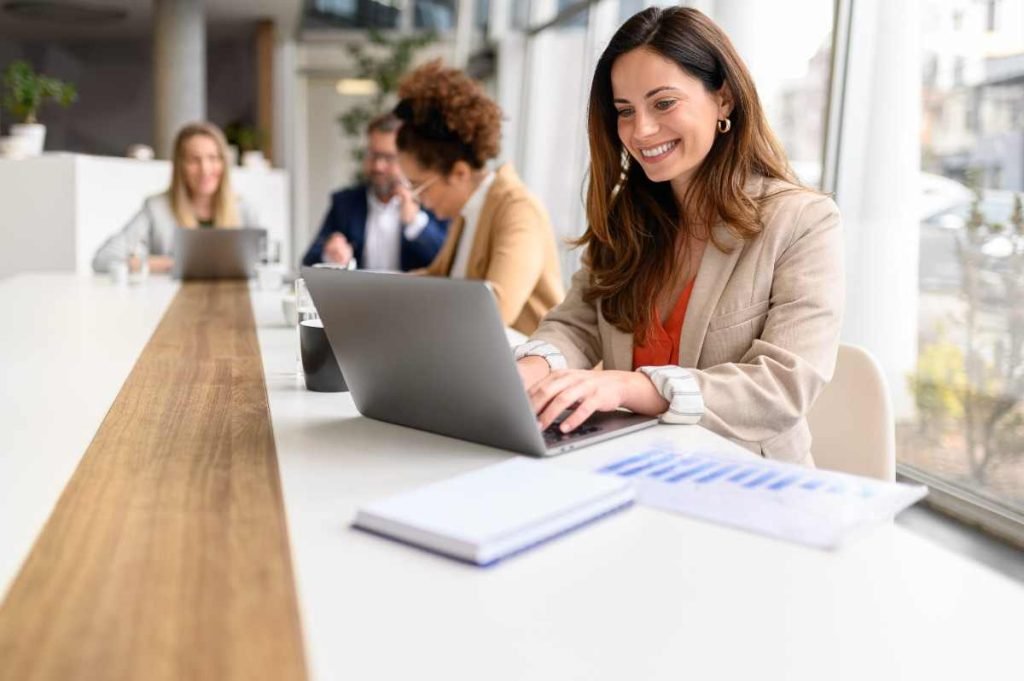 Invisalign at Work: What Coworkers Won’t Notice, But You’ll Feel Every Day